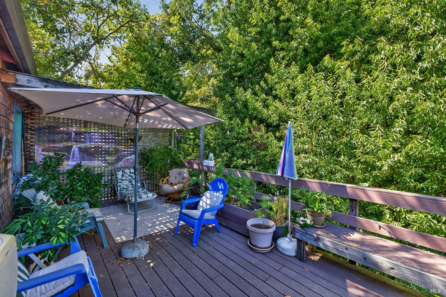 9312 Champs De Elysees Forestville CA 95436