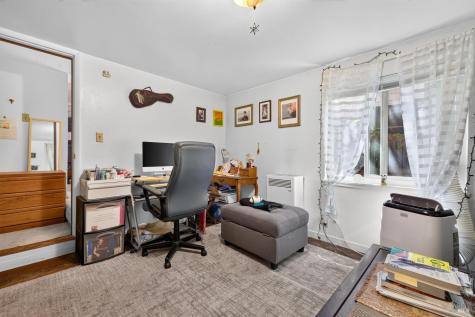 9312 Champs De Elysees Forestville CA 95436