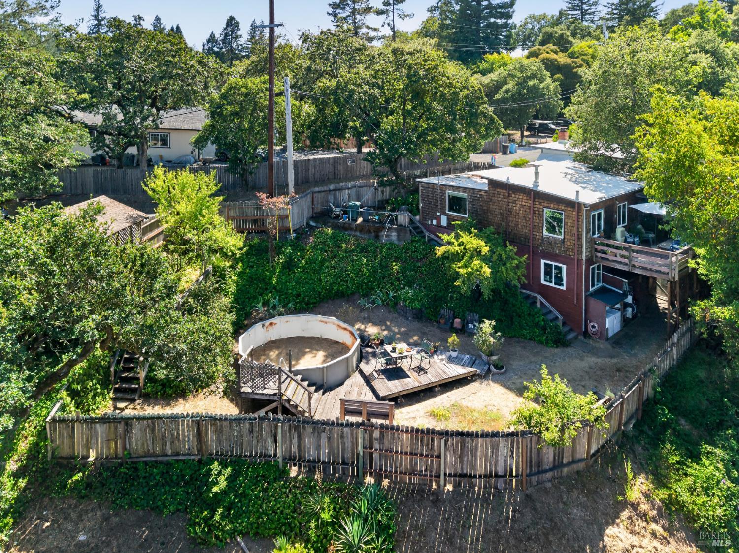 9312 Champs De Elysees Forestville CA 95436