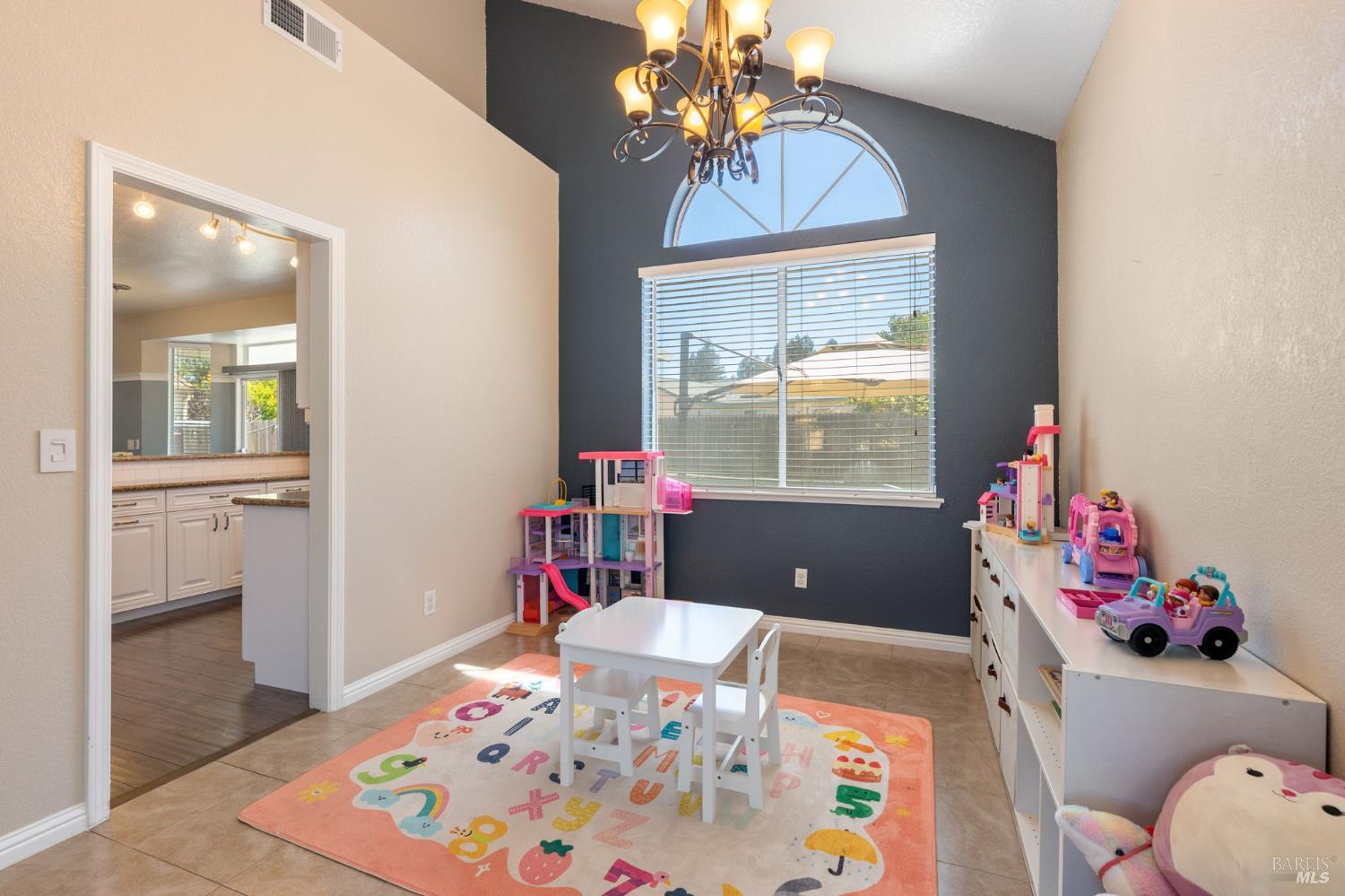 624 Roscommon Place Vacaville CA 95688