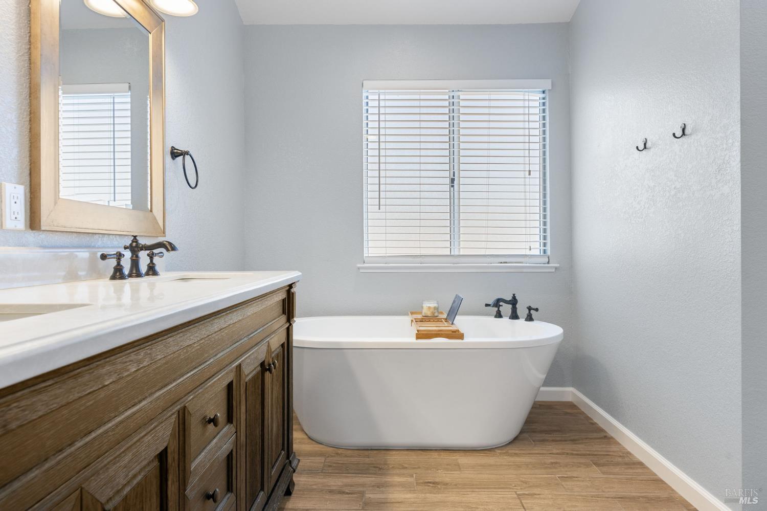 624 Roscommon Place Vacaville CA 95688