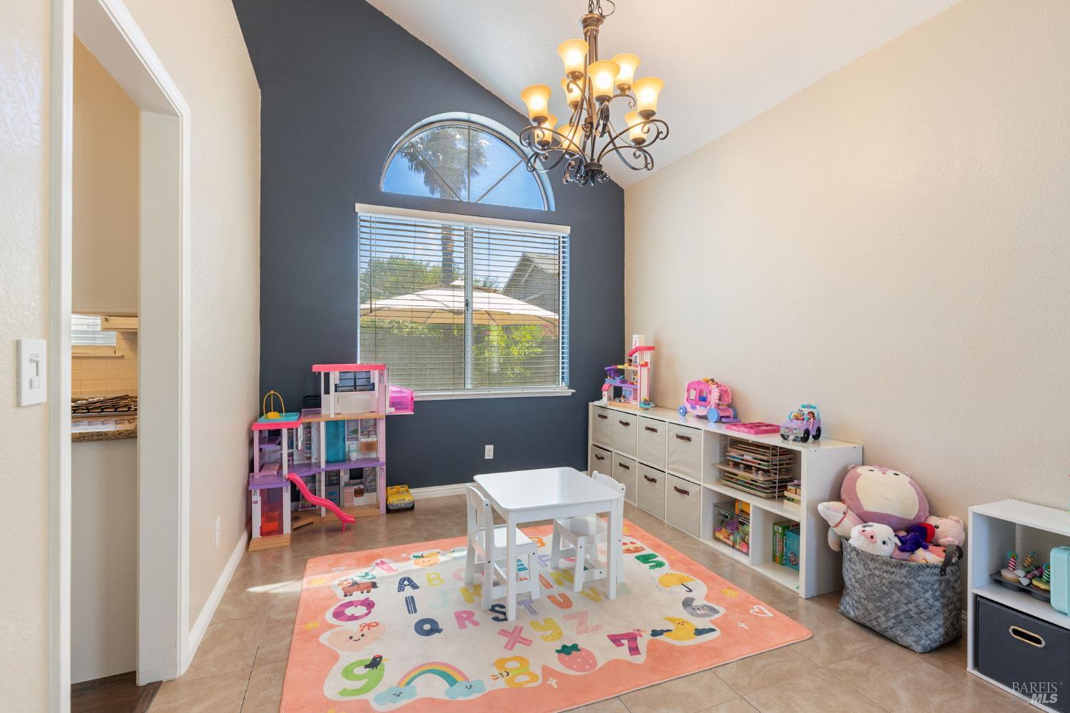 624 Roscommon Place Vacaville CA 95688