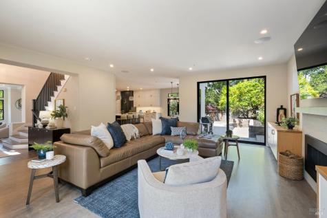 21 Newhall Drive San Rafael CA 94901