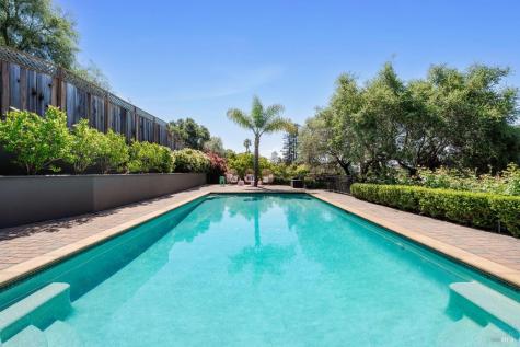 21 Newhall Drive San Rafael CA 94901