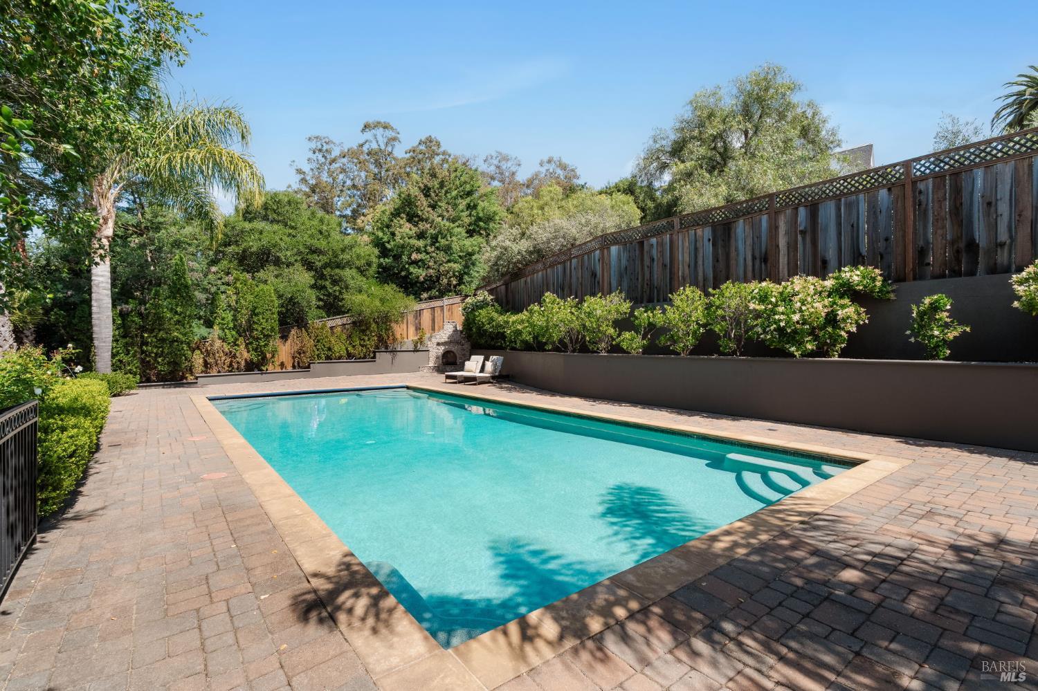 21 Newhall Drive San Rafael CA 94901