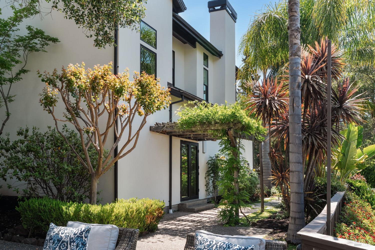 21 Newhall Drive San Rafael CA 94901