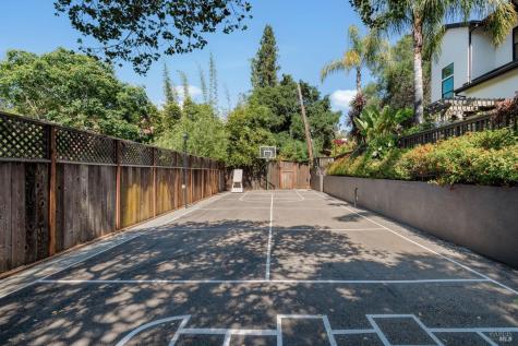 21 Newhall Drive San Rafael CA 94901