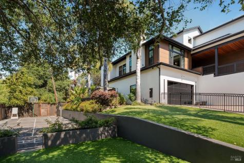 21 Newhall Drive San Rafael CA 94901