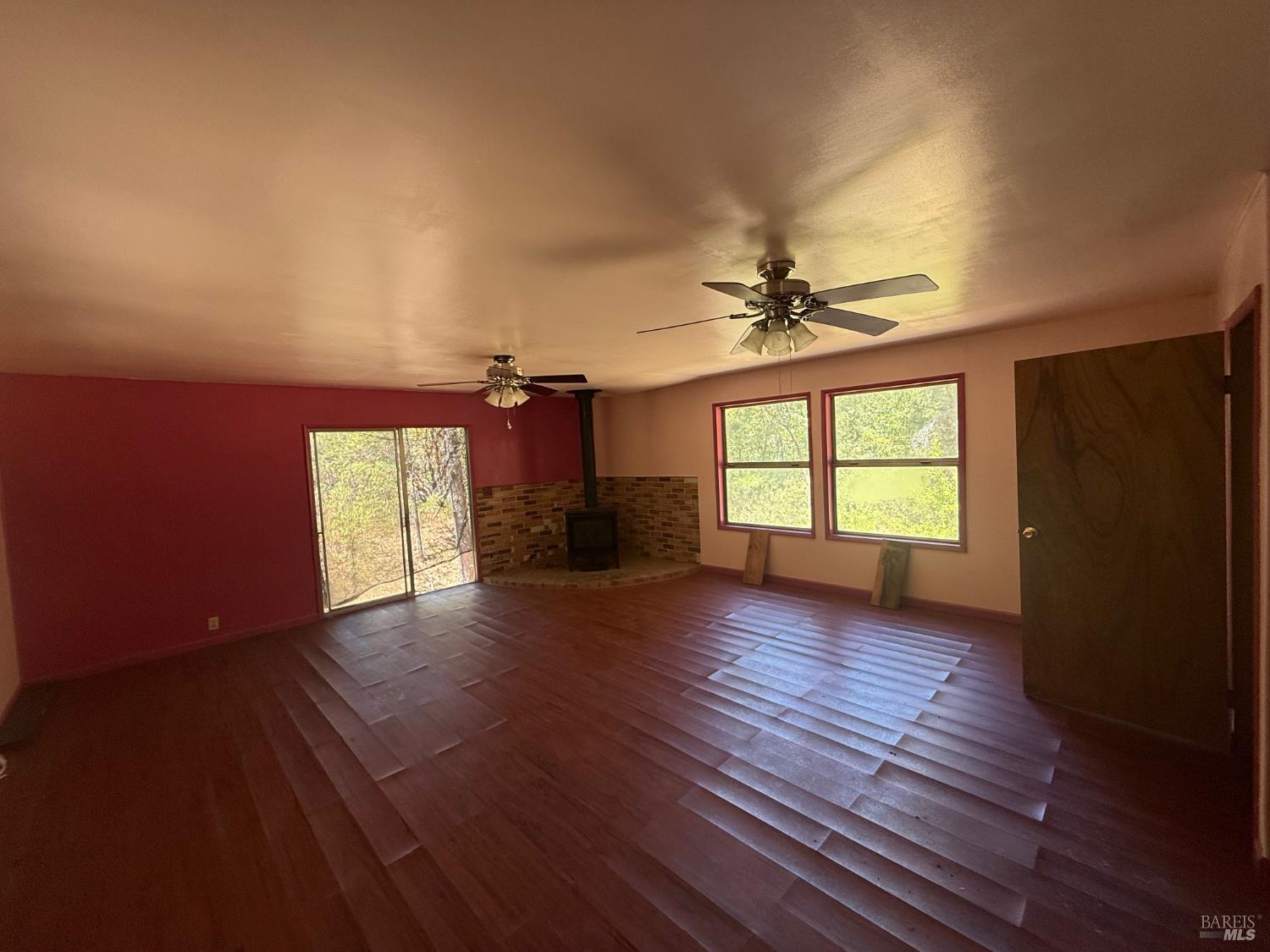 47400 Highway 101 Laytonville CA 95454