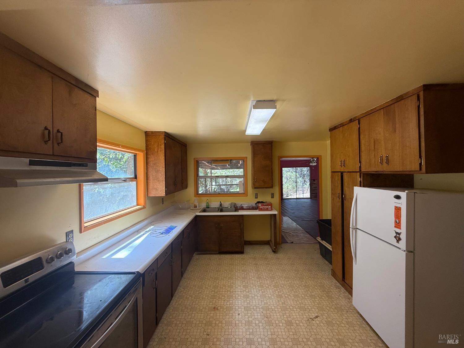 47400 Highway 101 Laytonville CA 95454