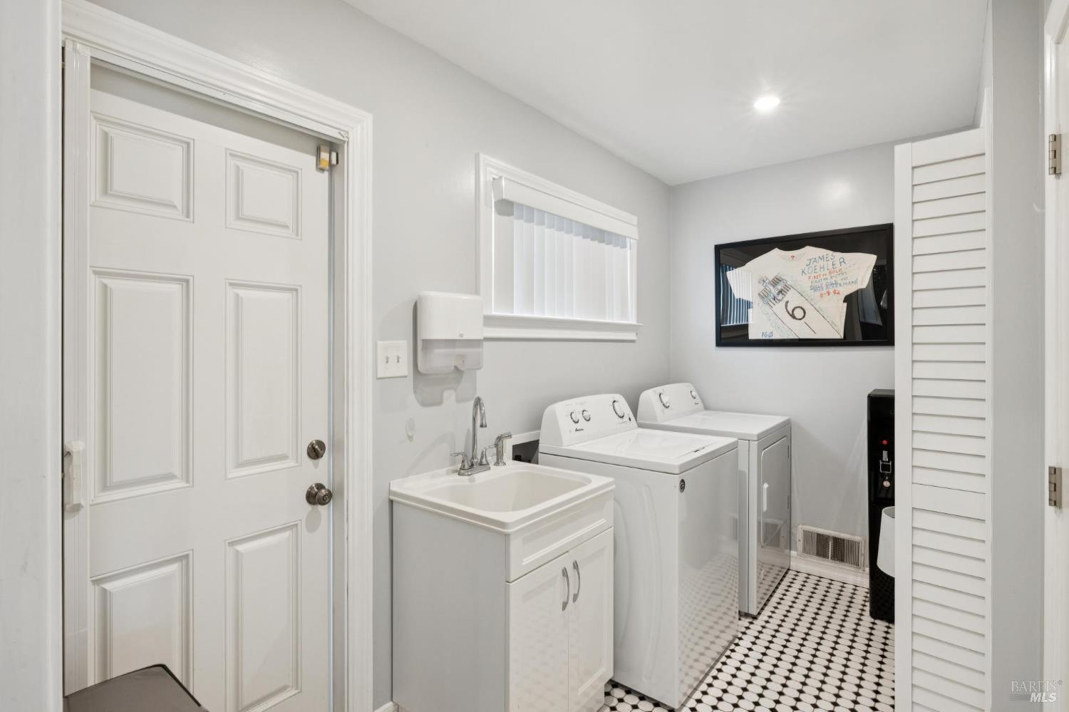 10 N Knoll Road Mill Valley CA 94941