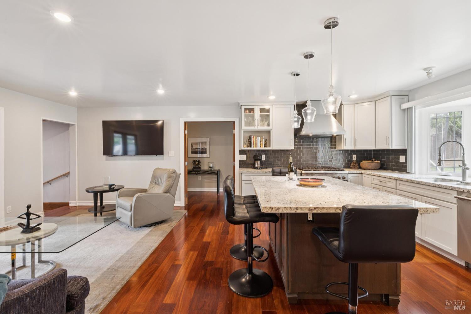 10 N Knoll Road Mill Valley CA 94941