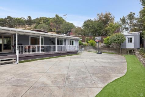 10 N Knoll Road Mill Valley CA 94941