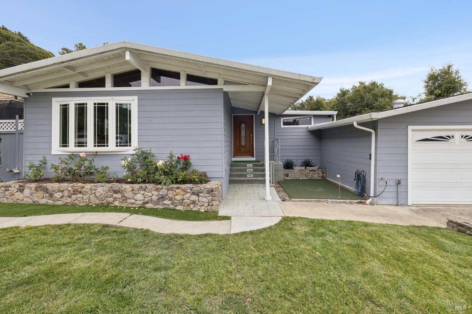 10 N Knoll Road Mill Valley CA 94941