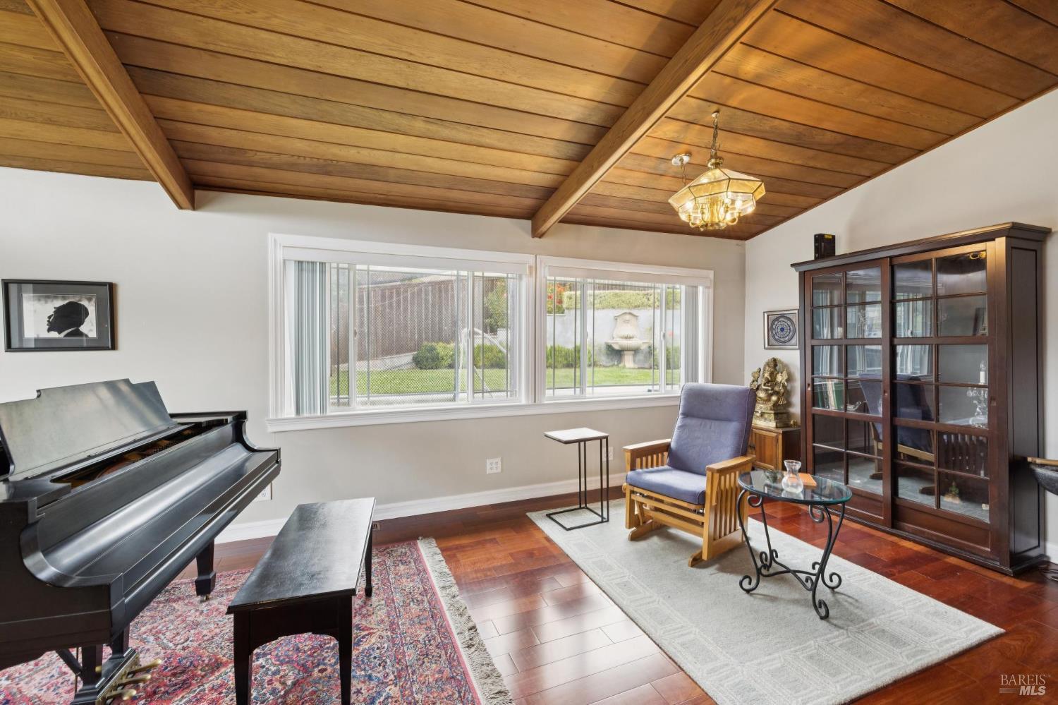 10 N Knoll Road Mill Valley CA 94941