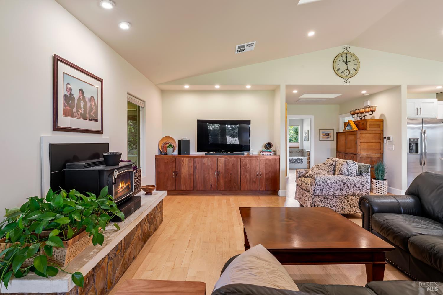 539 Keyes Avenue Angwin CA 94508