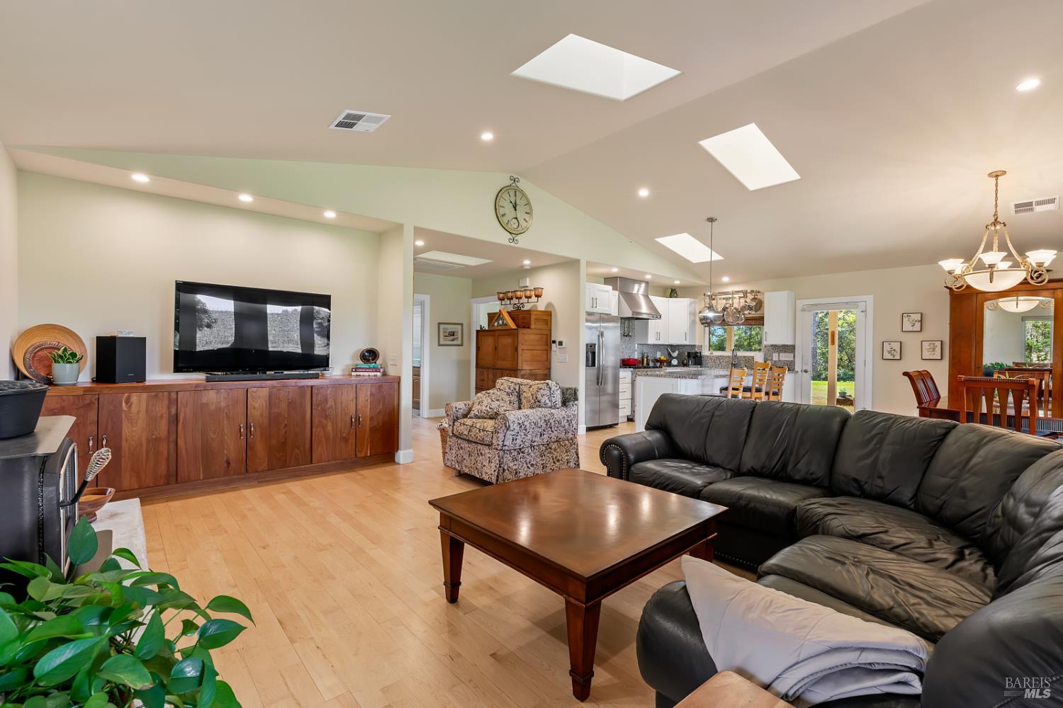 539 Keyes Avenue Angwin CA 94508