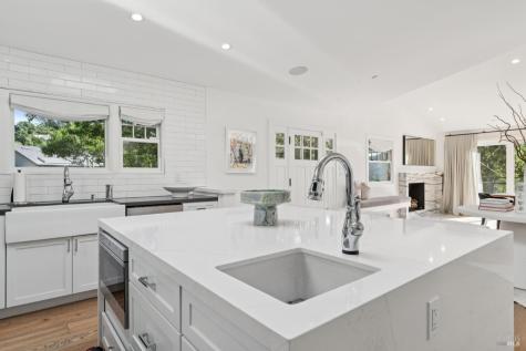 30 Corte Sereno Greenbrae CA 94904