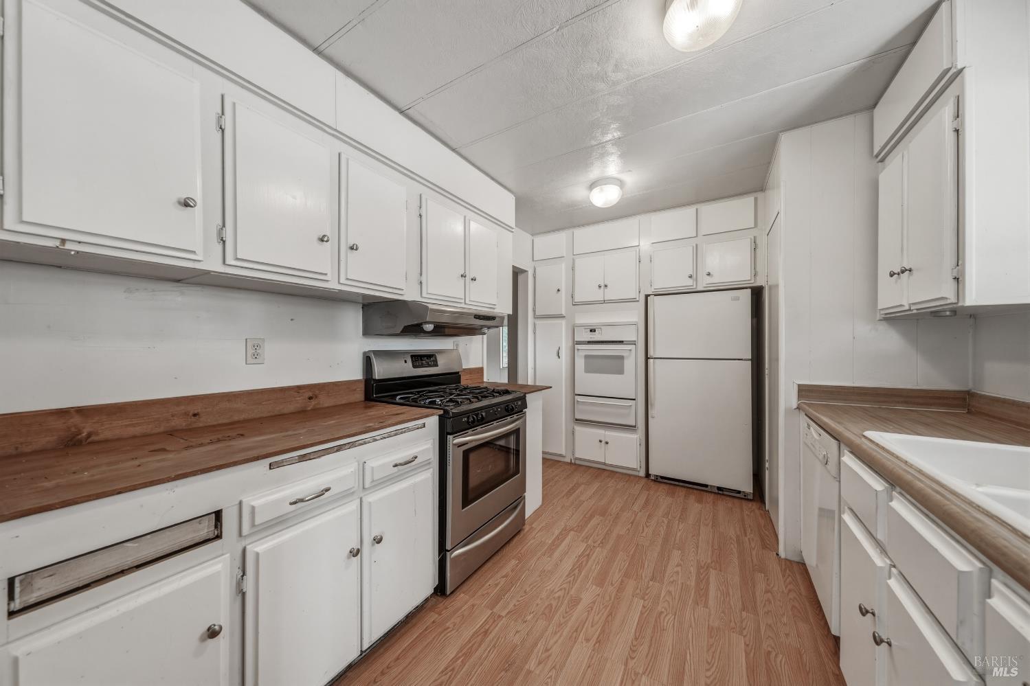 15814 31st Avenue Clearlake CA 95422