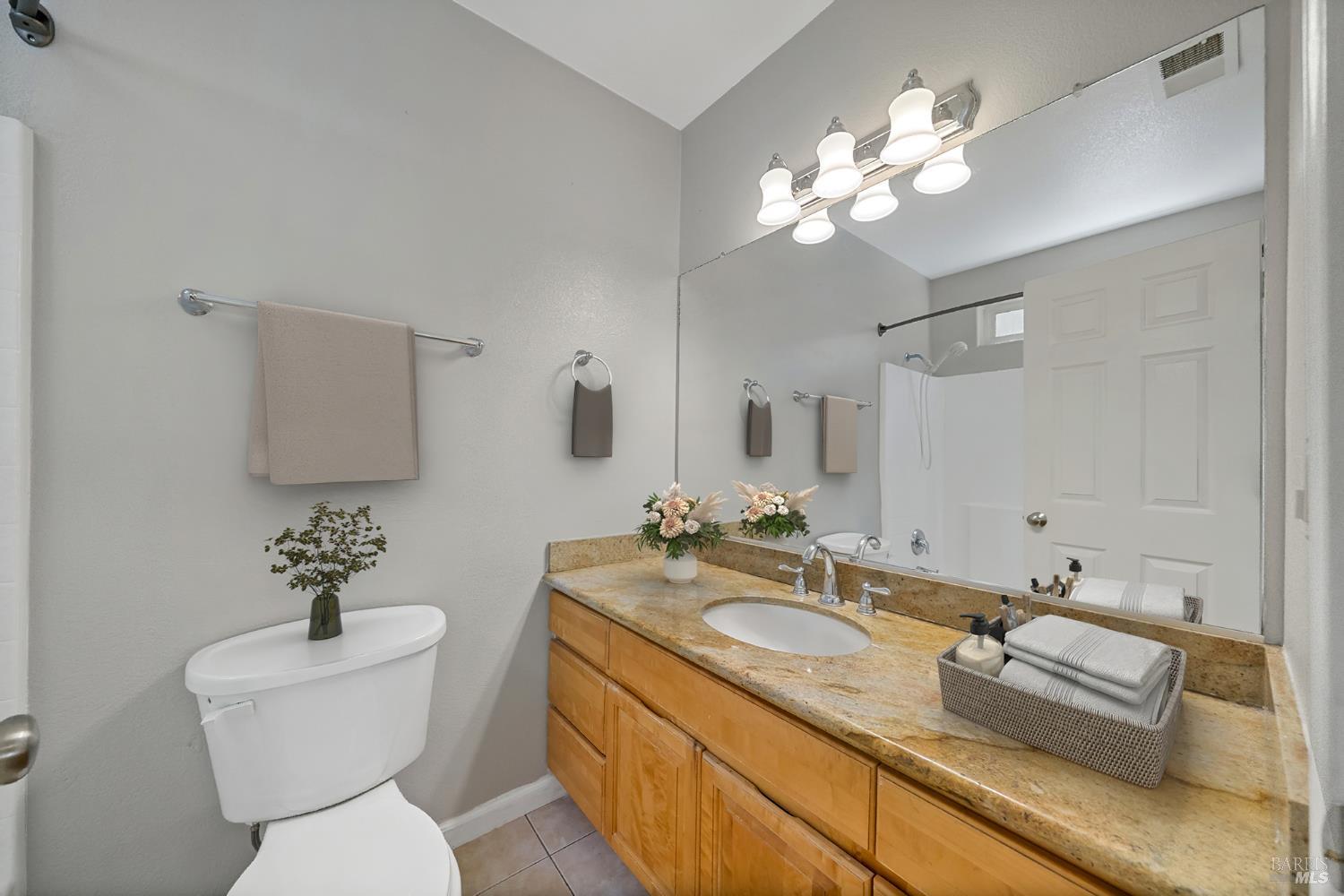 760 Zuur Street Santa Rosa CA 95401