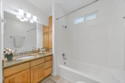 760 Zuur Street Santa Rosa CA 95401