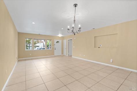 760 Zuur Street Santa Rosa CA 95401