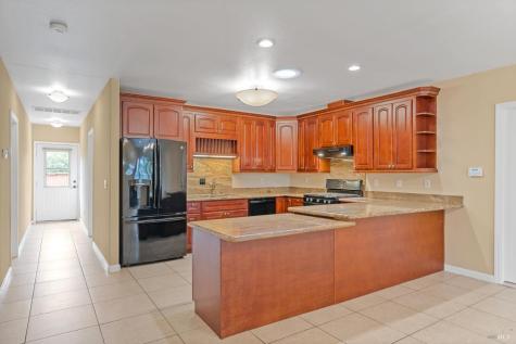760 Zuur Street Santa Rosa CA 95401