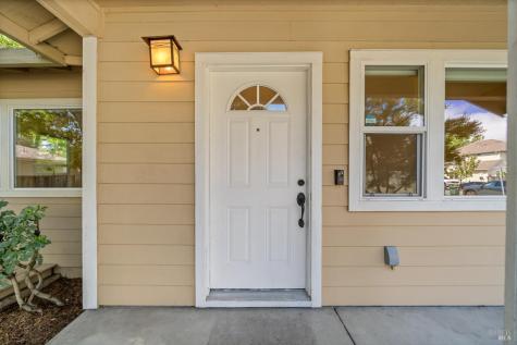 760 Zuur Street Santa Rosa CA 95401