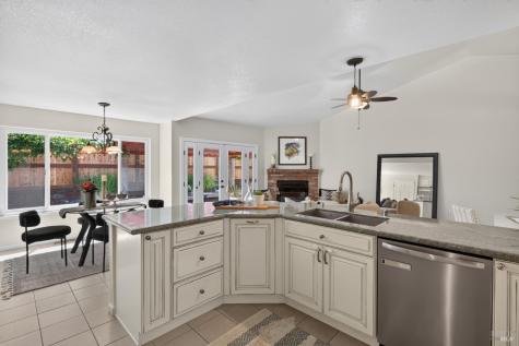 5440 Shallows Place E Santa Rosa CA 95409