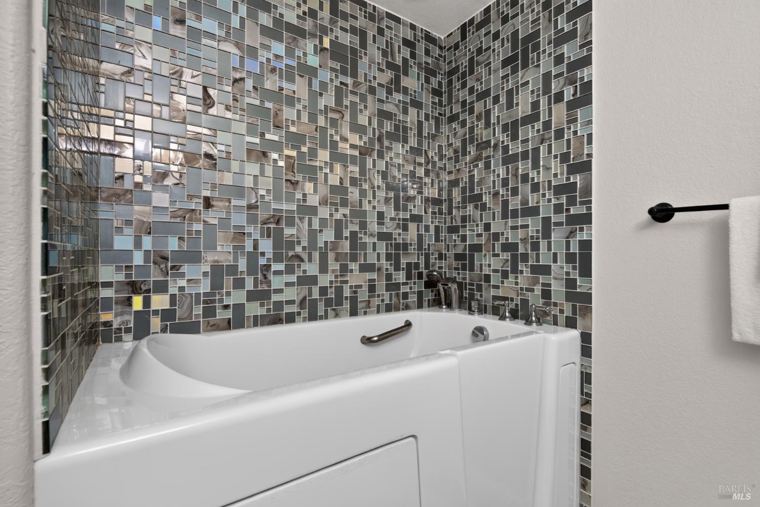 5440 Shallows Place E Santa Rosa CA 95409