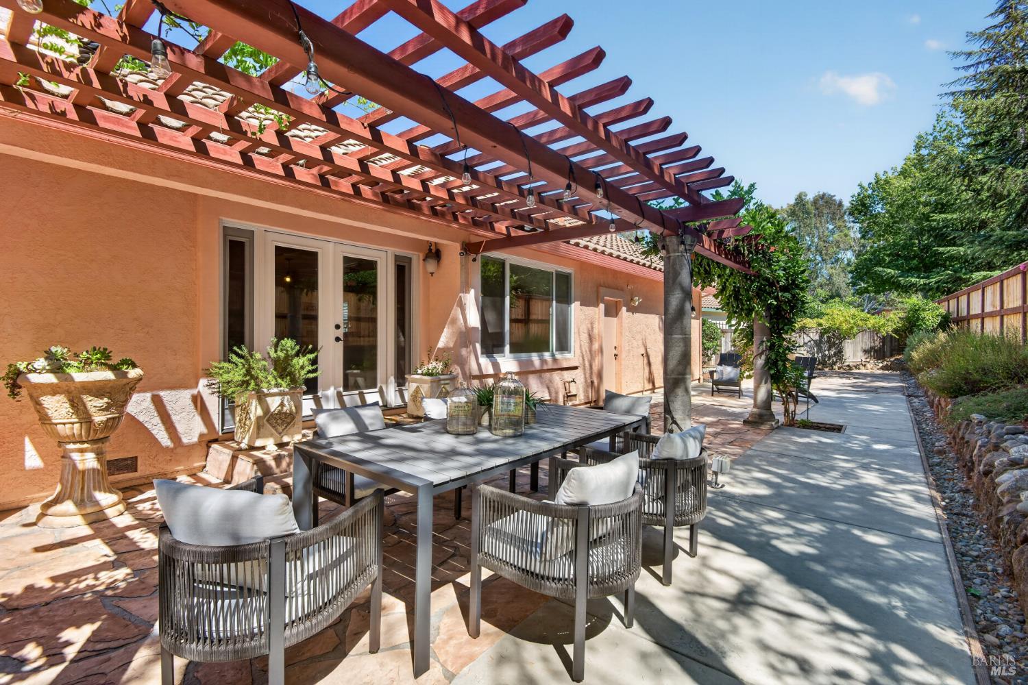 5440 Shallows Place E Santa Rosa CA 95409