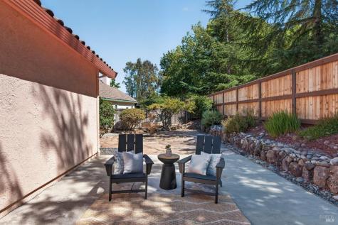 5440 Shallows Place E Santa Rosa CA 95409