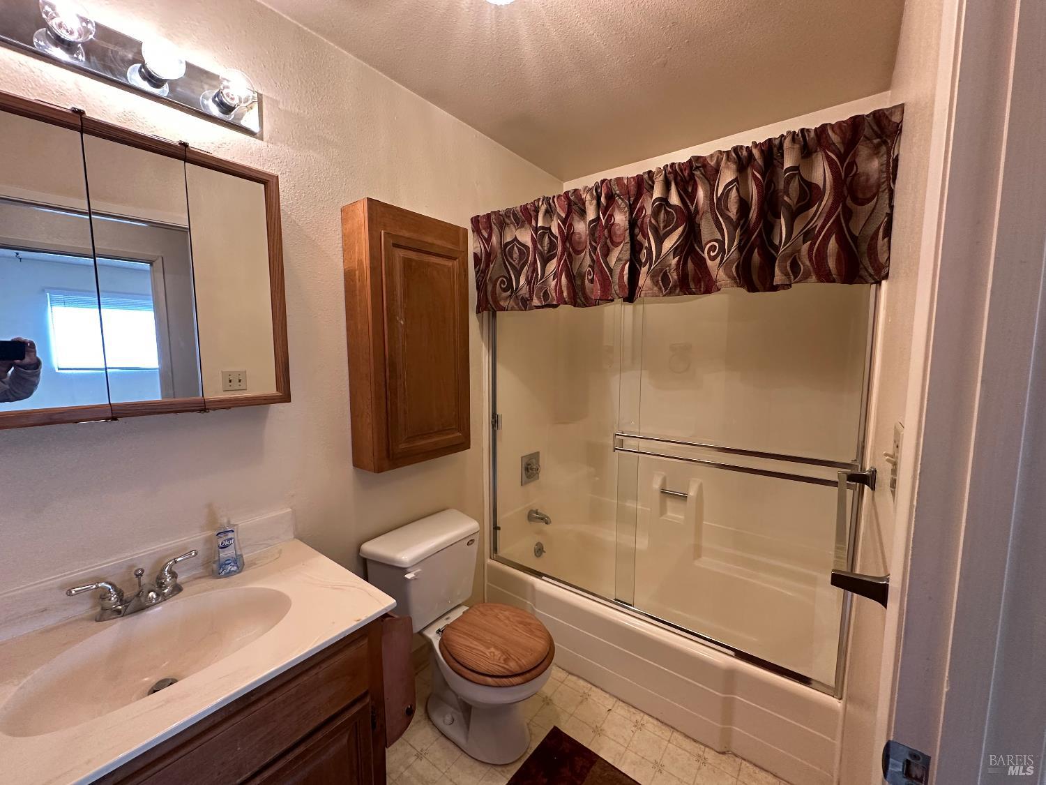 567 Pebble Way Street Clearlake Oaks CA 95423