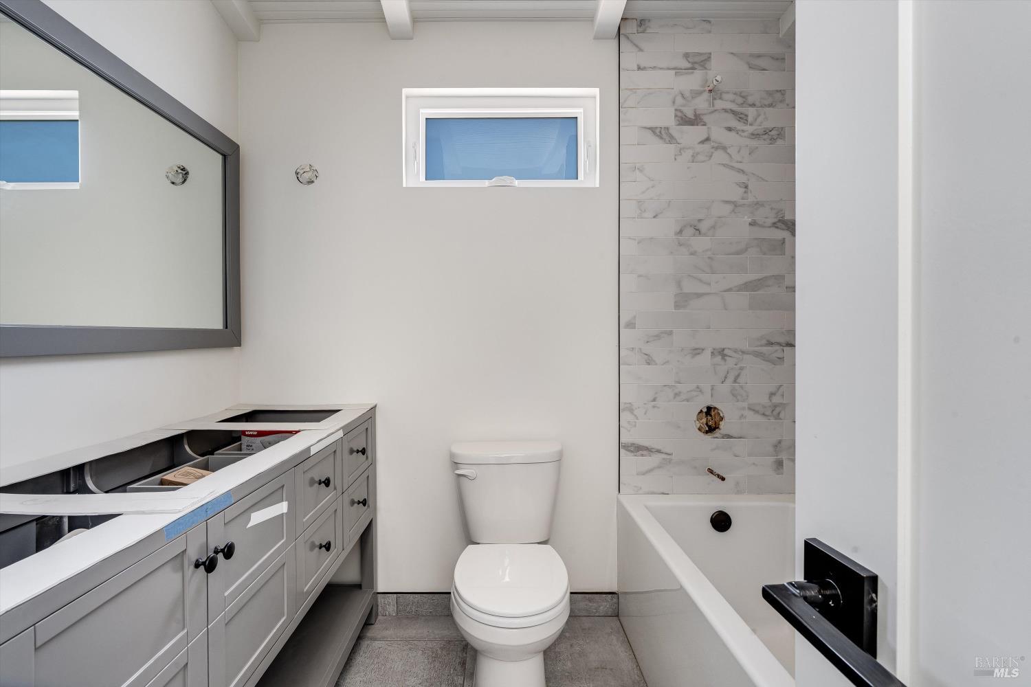 1421 Spruce Way Healdsburg CA 95448