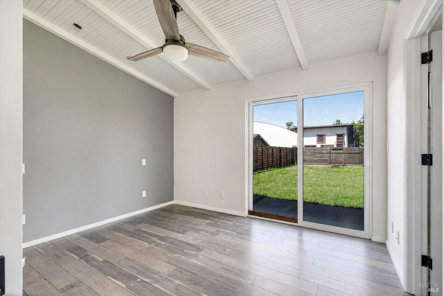 1421 Spruce Way Healdsburg CA 95448