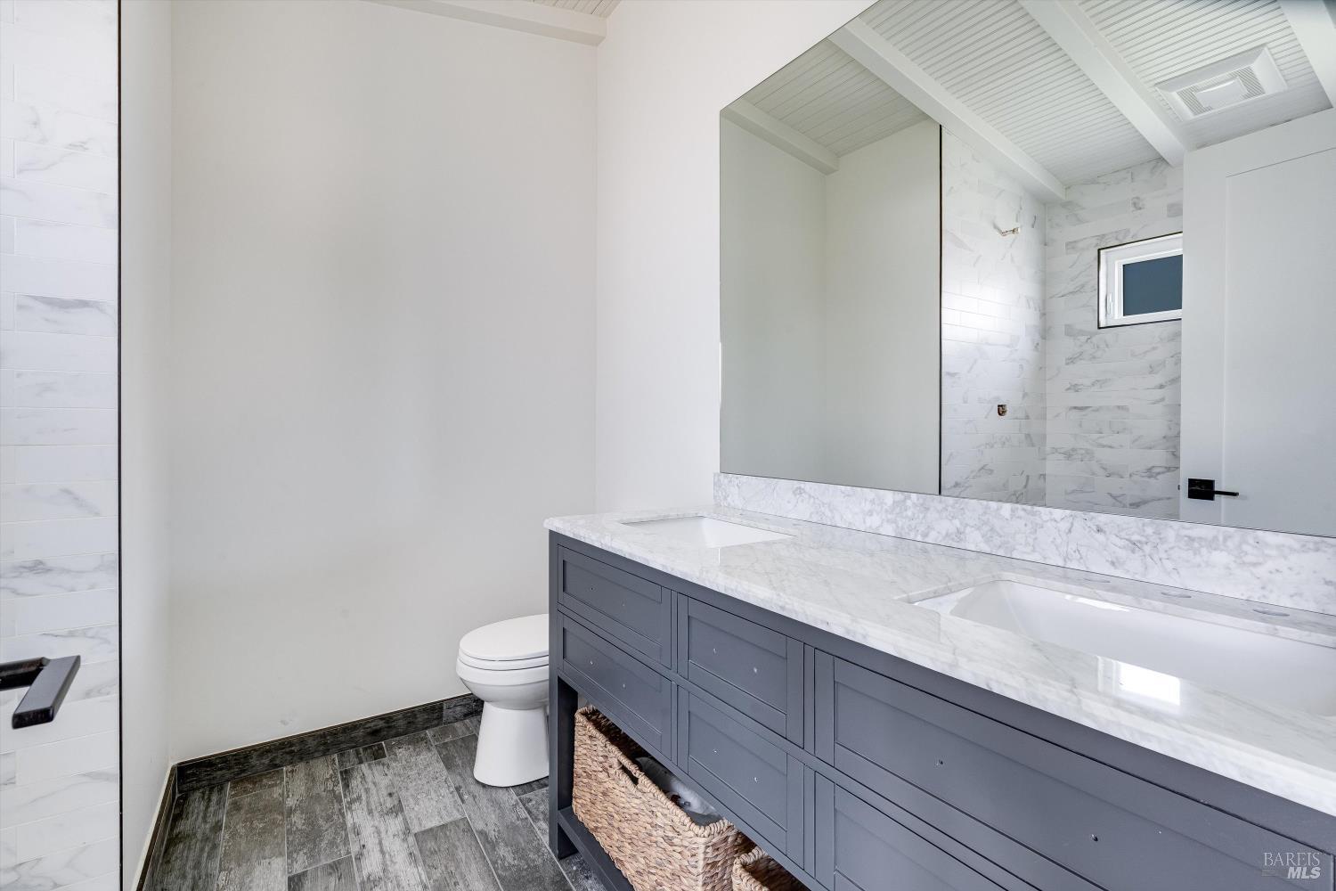 1421 Spruce Way Healdsburg CA 95448