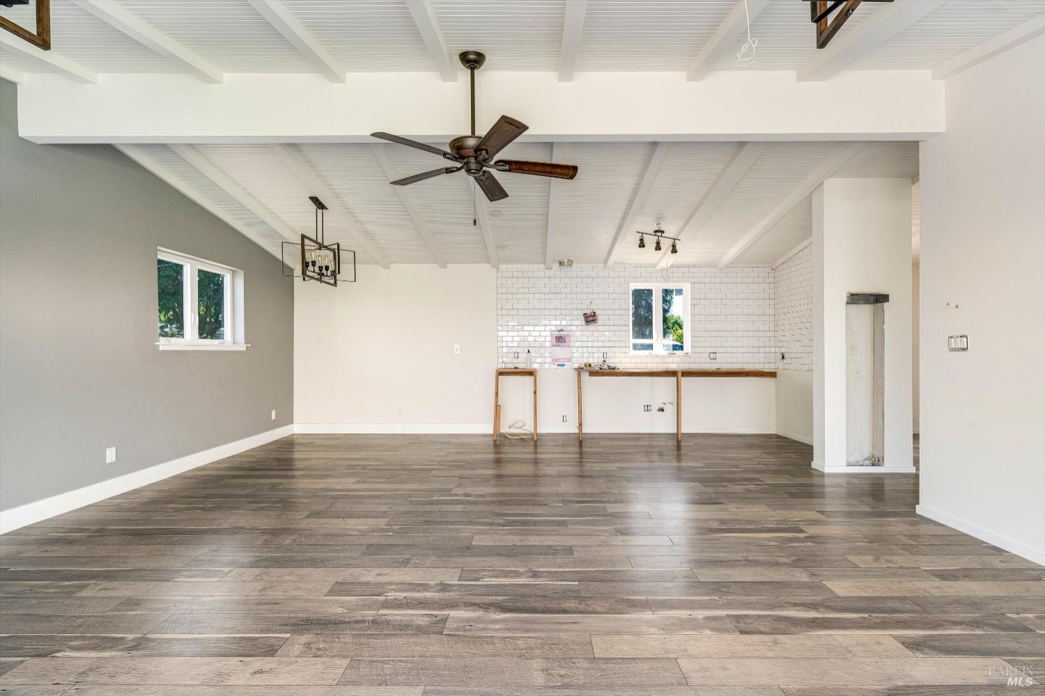 1421 Spruce Way Healdsburg CA 95448