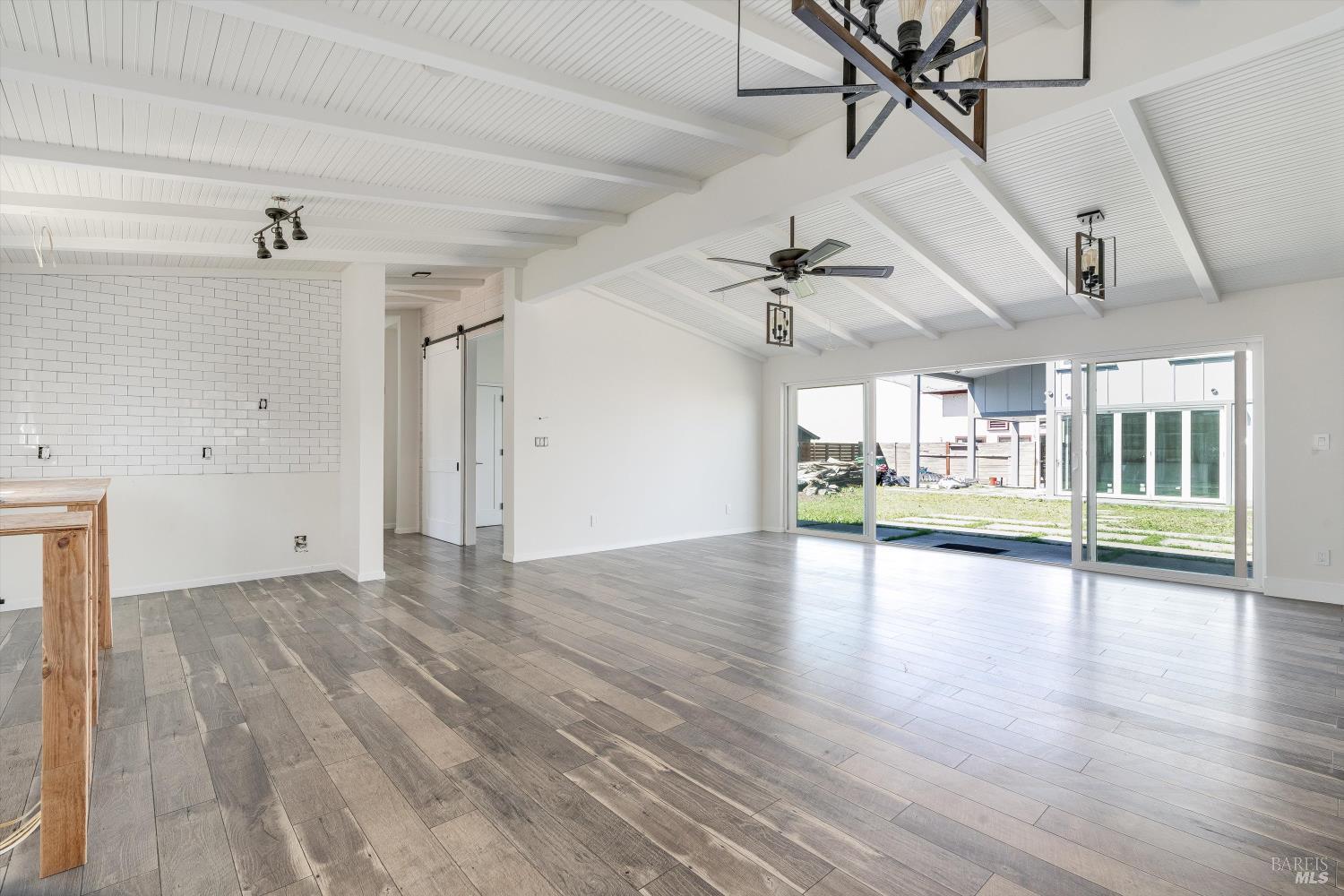 1421 Spruce Way Healdsburg CA 95448