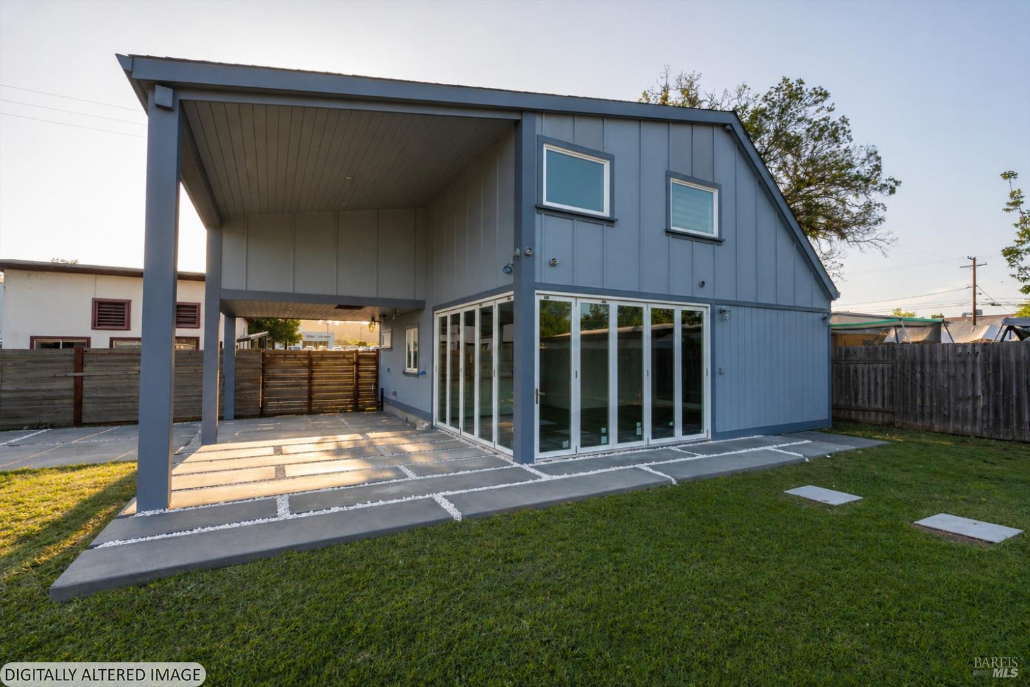 1421 Spruce Way Healdsburg CA 95448