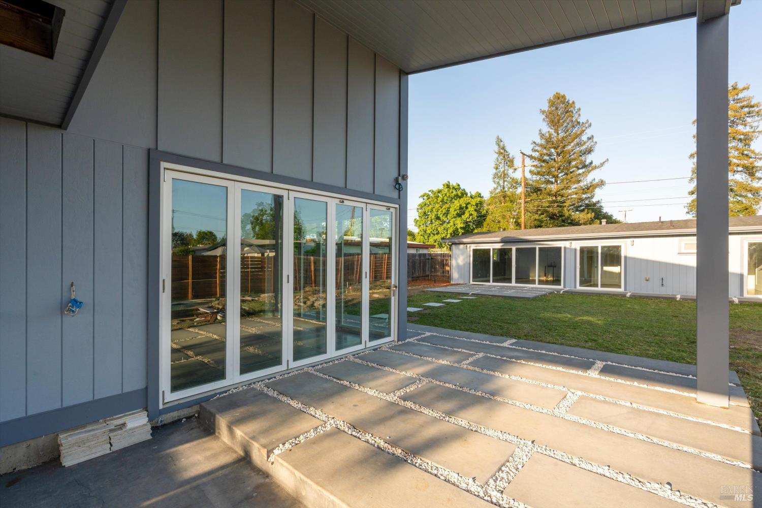1421 Spruce Way Healdsburg CA 95448