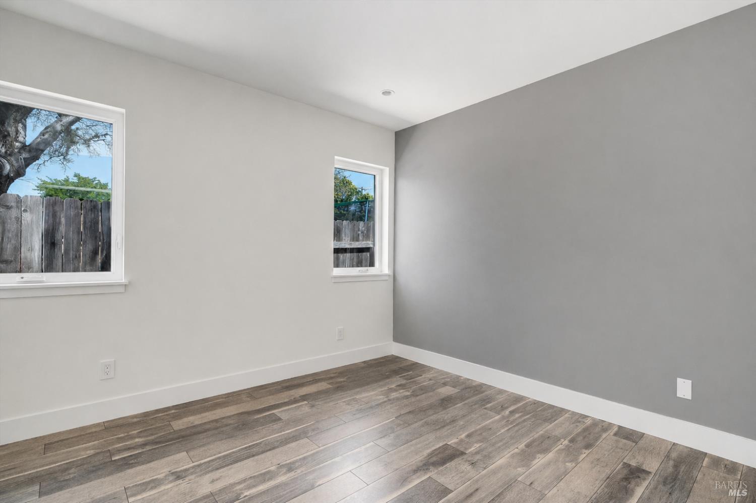 1421 Spruce Way Healdsburg CA 95448
