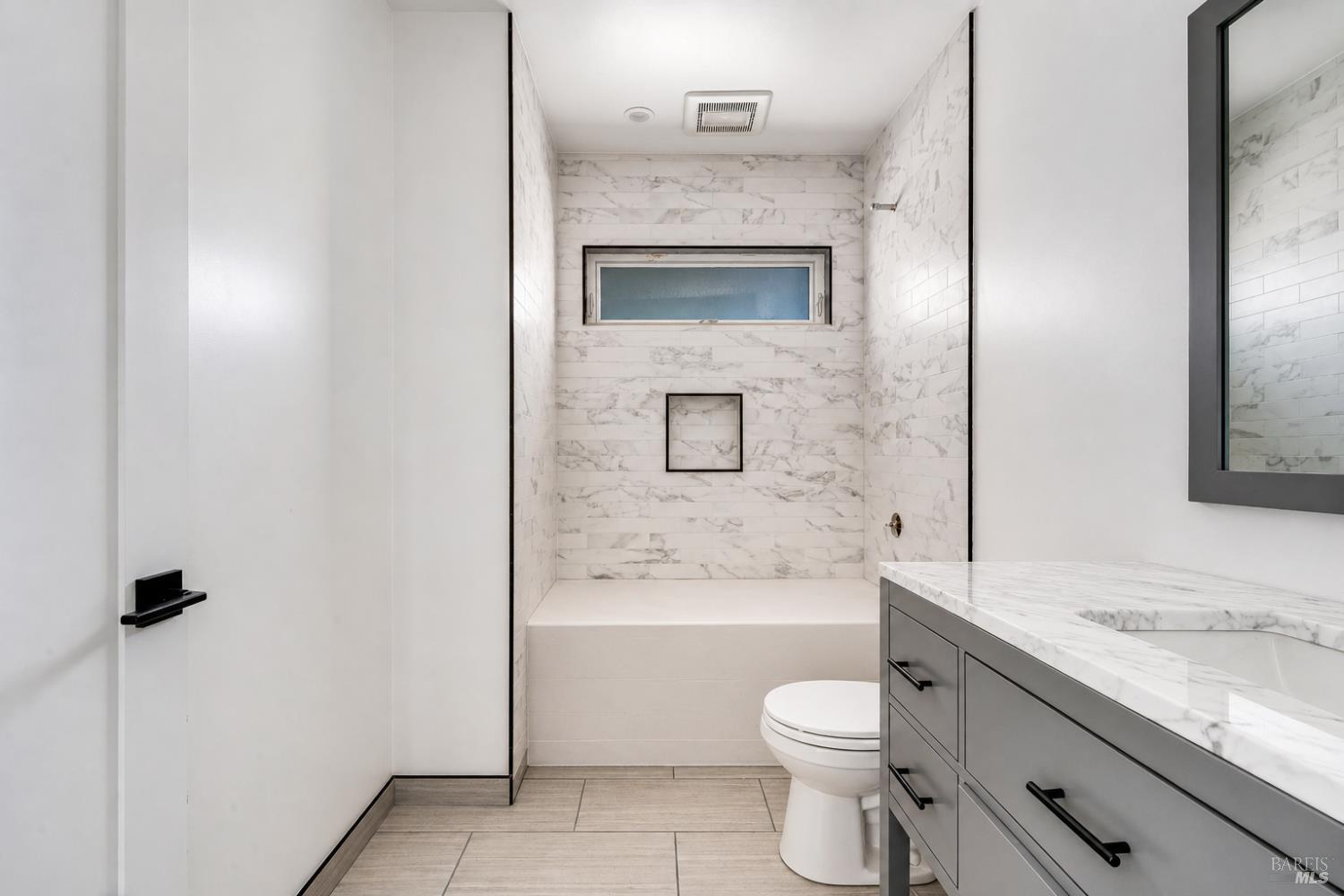 1421 Spruce Way Healdsburg CA 95448