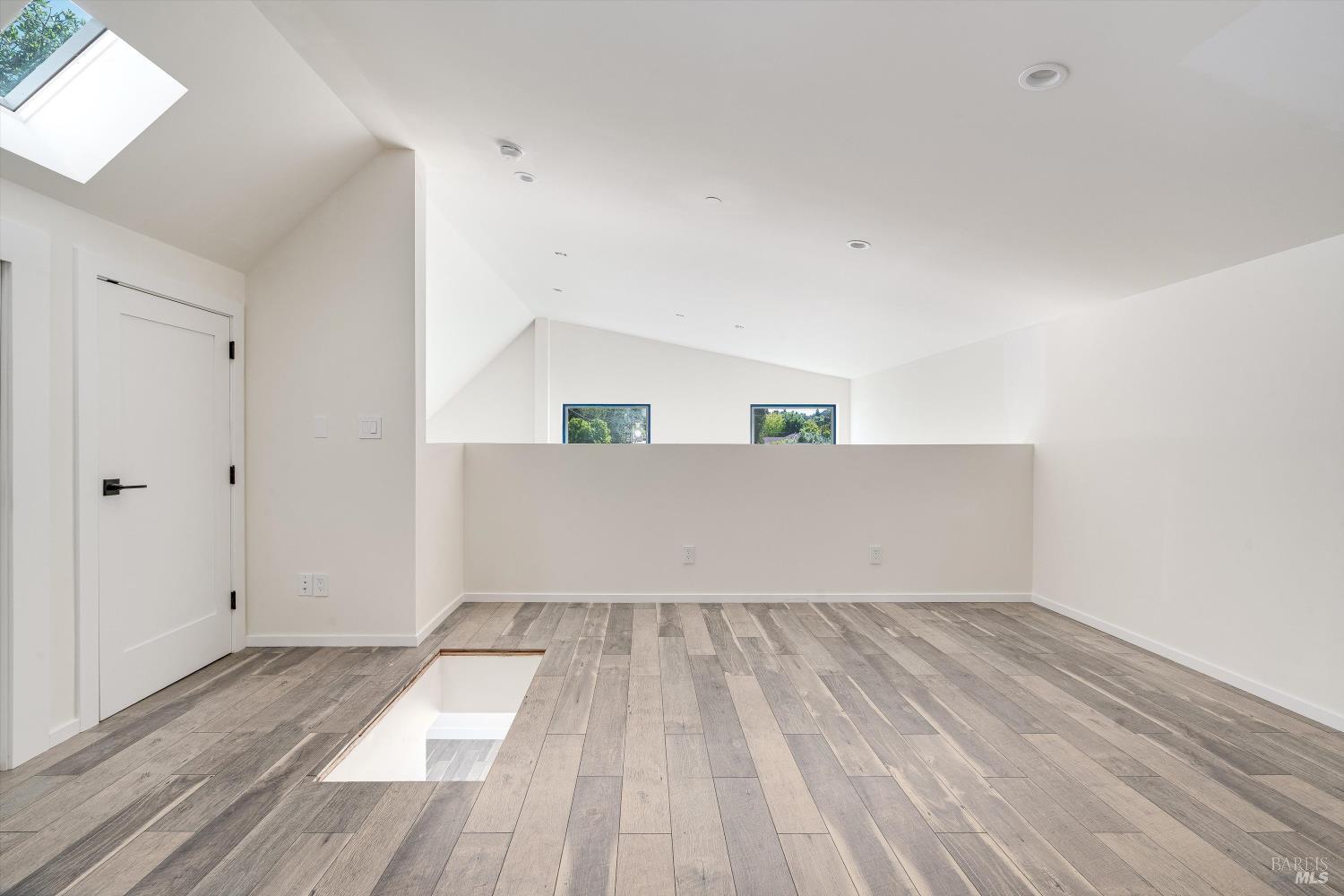 1421 Spruce Way Healdsburg CA 95448