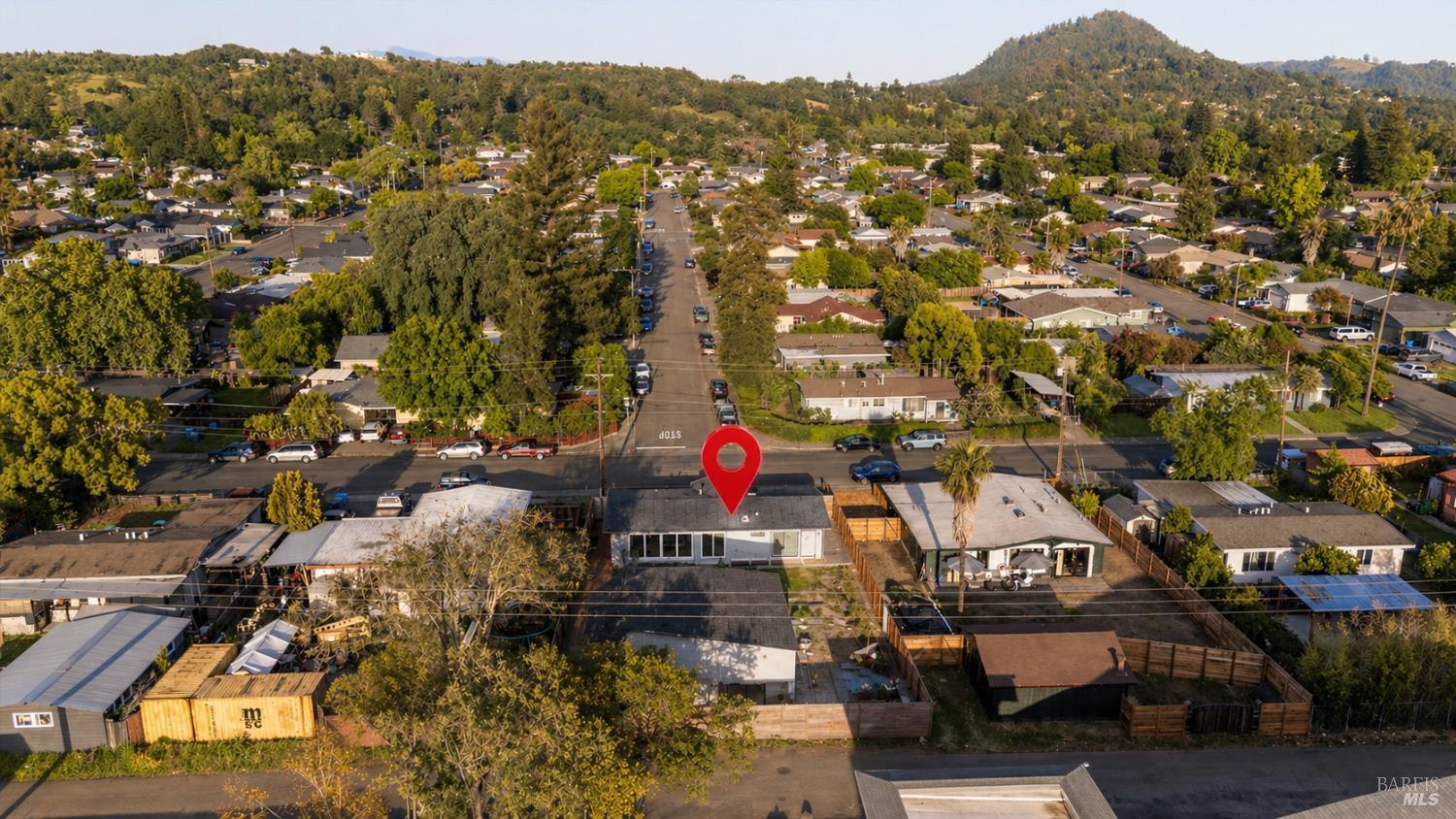 1421 Spruce Way Healdsburg CA 95448