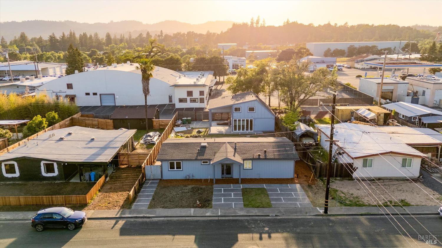 1421 Spruce Way Healdsburg CA 95448