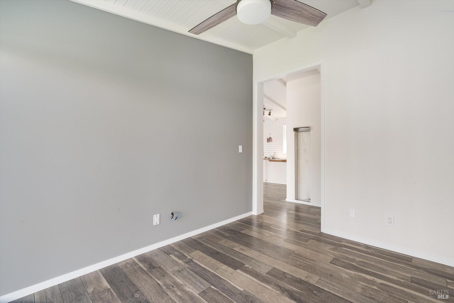 1421 Spruce Way Healdsburg CA 95448