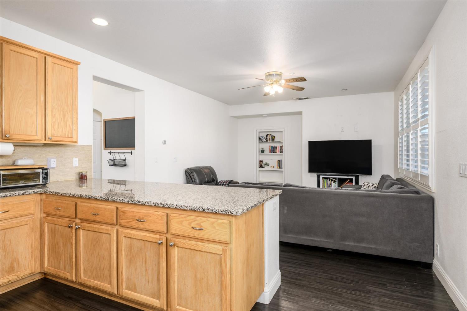 737 Main Street Winters CA 95694