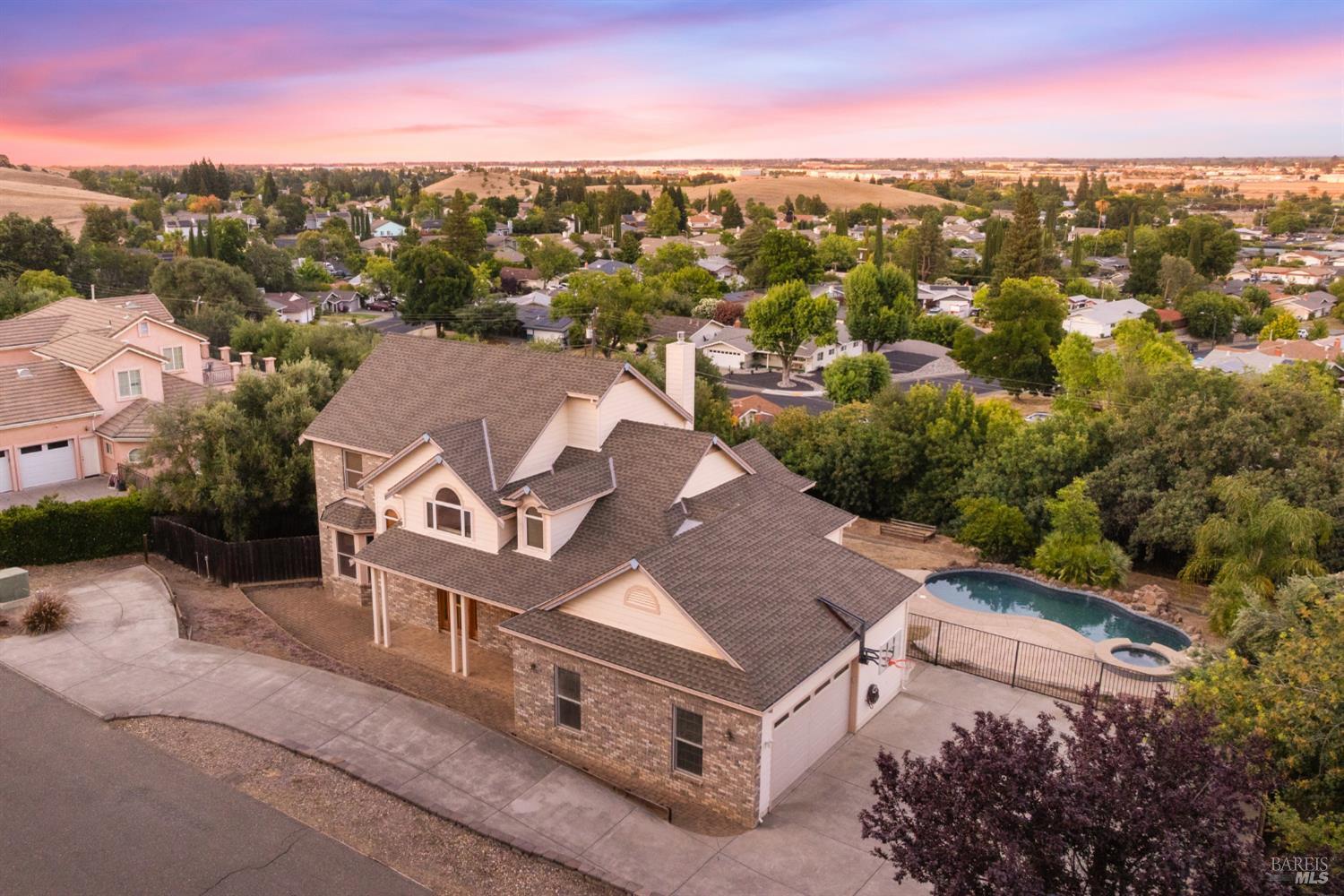 2136 Vineyard Hills Court Vacaville CA 95688