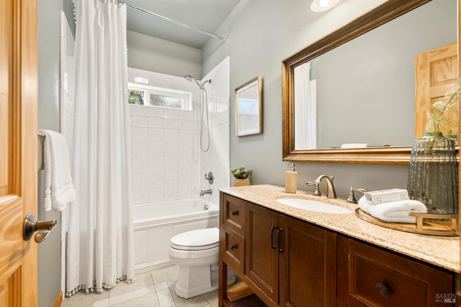 2136 Vineyard Hills Court Vacaville CA 95688