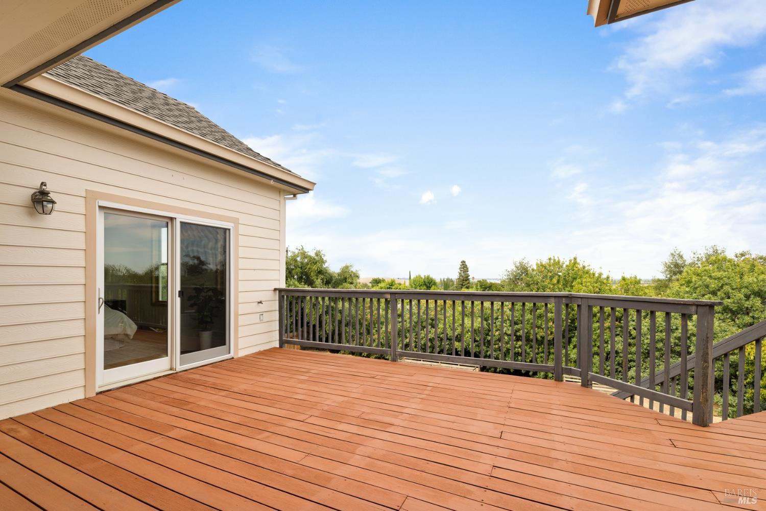2136 Vineyard Hills Court Vacaville CA 95688